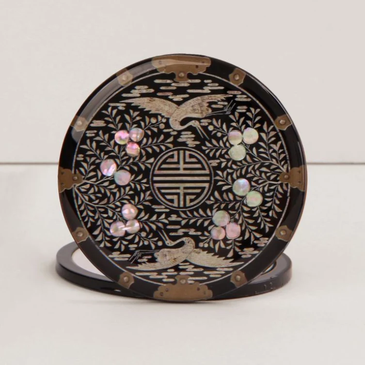 DOUBLE SIDED HAND MIRROR (MOTHER OF PEARL)