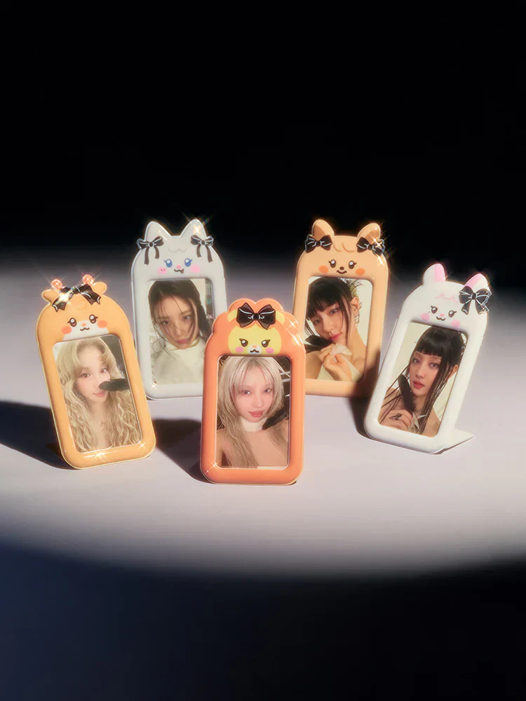 I-DLE - WE ARE OFFICIAL MD PVC PHOTO CARD HOLDER STAND