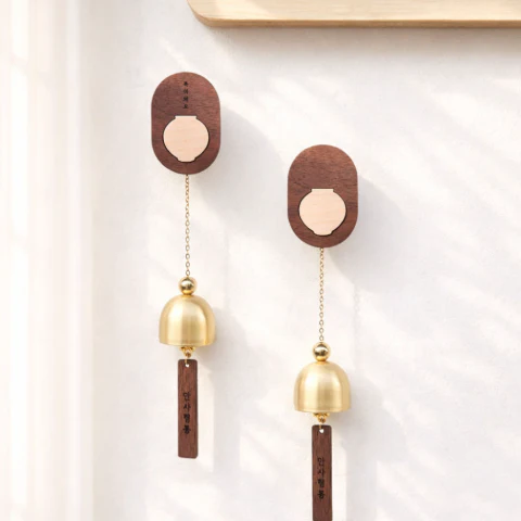 MOON JAR WOODEN WIND CHIME DOOR BELL