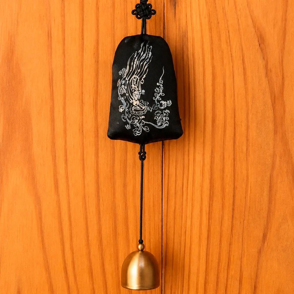 SEONGDEOK BELL CELESTIAL MAIDEN FABRIC DOOR BELL